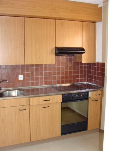 "Grosszügige Wohnung an schöner Lage! "Mieten ohne Kaution"" - Photo 2