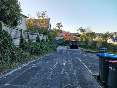 Spacious 2 Bedroom Home with Conservatory – Peacef - Photo 5