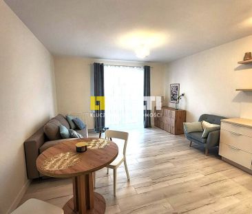 Wynajmę kawalerkę z balkonem i miejscem postojowym - Zdjęcie 2