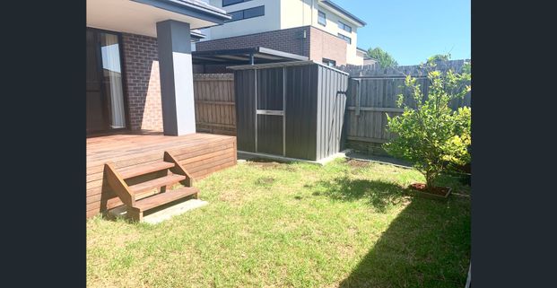 Fully furnished, ready to move in now - Photo 1