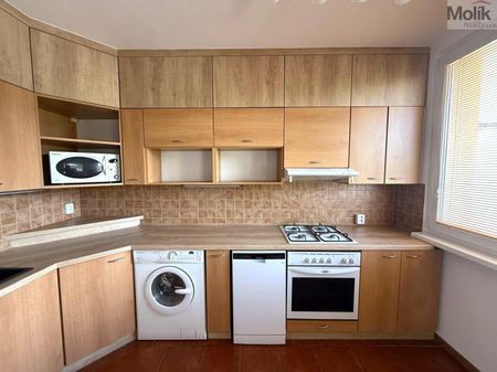 Pronájem bytu 3+1 55 m², U Stadionu , Most - Фото 5