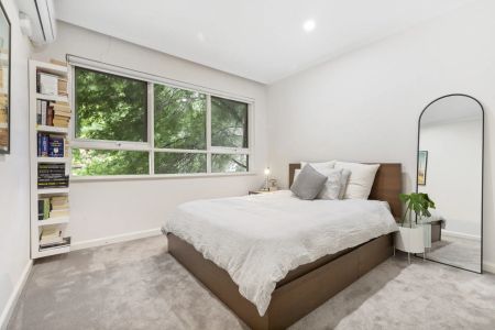 Stylish Beachside Living with Leafy Views in the Heart of Elwood! - Photo 5