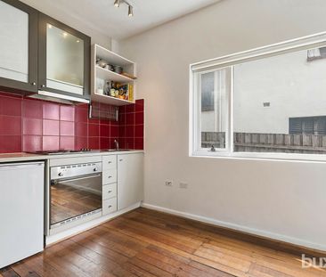 Bright One Bed - Photo 2