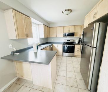 For Lease - 33 Palomino Place, Whitby, Ontario - Photo 2