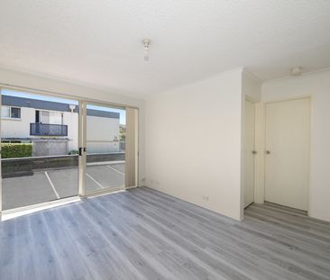 11/10-12 Northcote Road, Hornsby NSW 2077 - Apartment For Rent | Do... - Photo 3