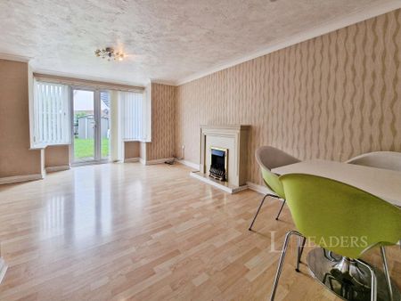 4 bedroom terraced house to rent - Photo 3