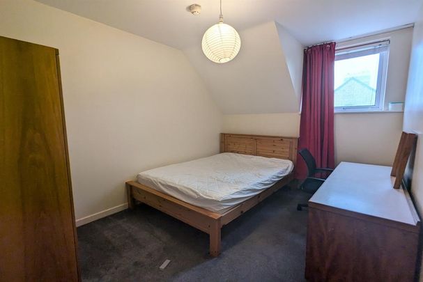 3 bedroom apartment to rent - Photo 1