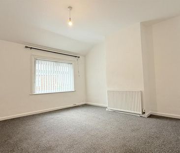 2 bedroom end of terrace house to rent - Photo 6