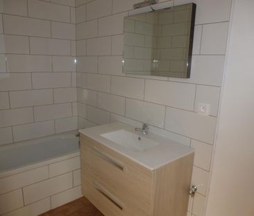 Location Appartement 2 pièces 32m² CHAMBERY 73000 - Photo 4