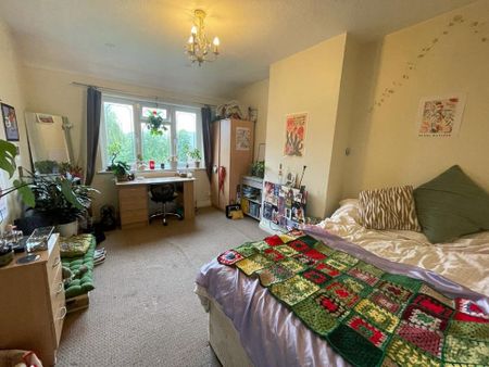 4 bedroom house to rent - Photo 2