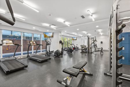 Toronto Furnished Townhouse for Rent - Stunning 2 Bedroom, 3 Bath with City Views and Multi-Level Design - Photo 3