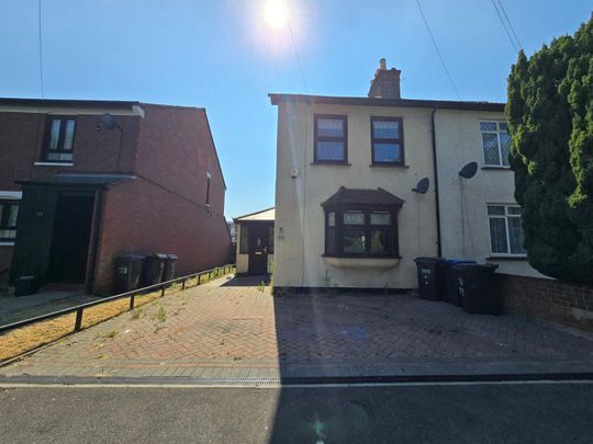 Queens Road, Croydon CR0, London - Photo 1