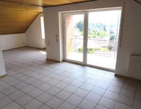 Top geschnittene und tageslichthelle 3-Zimmer-Wohnung mit Balkon - Foto 1