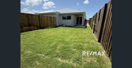 Stylish New Duplex with Private Yard & Nature Walks Nearby - Photo 2