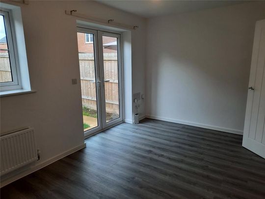 2 bedroom terraced house to rent - Photo 1