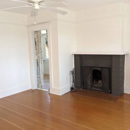 Upper suite in stunning heritage home - Photo 3