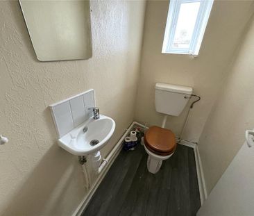 2 bedroom terraced house to rent - Photo 5