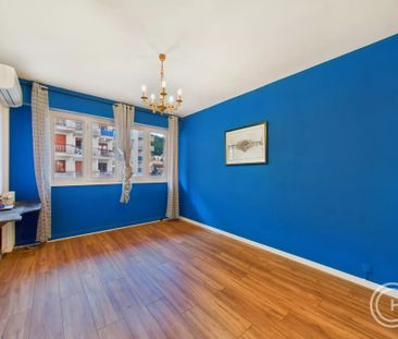 Location Appartement 2 pièces 48m² ST LAURENT DU VAR 06700 - Photo 4