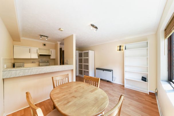 1 bedroom apartment to rent - Photo 1