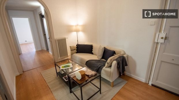 barcelona, Catalonia 08006 - Photo 1