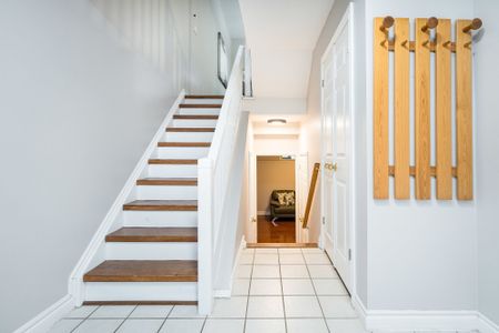 For Lease - 25 STARBOARD Road, Collingwood, Ontario - Photo 2