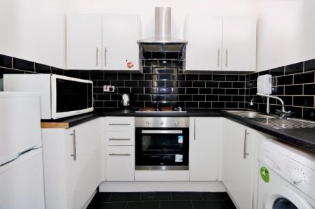 2Bedrooms - Photo 3