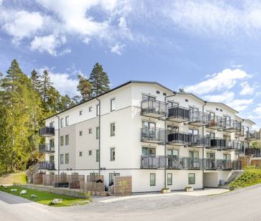 Rönninge - 1rok - tillsv - 10.350kr/mån - Photo 2