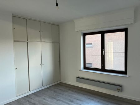 Mooi pas gerenoveerd appartement te huur. - Foto 4