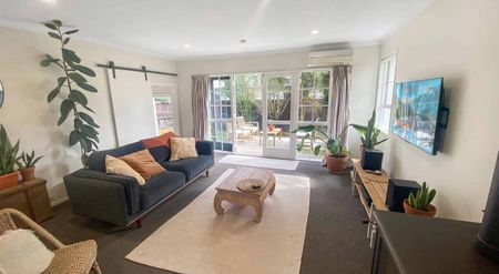 Spacious & Convenient in Spreydon - Photo 5