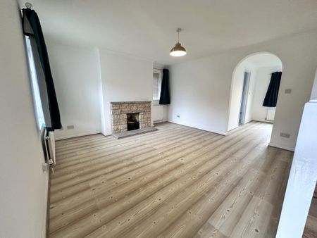 3 bedroom property to rent - Photo 2