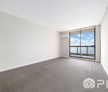 Spacious Two Bedroom Apartment with Double Parking in North Rocks w... - Photo 1