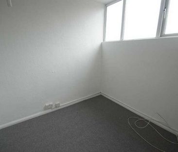 Luxor Avenue, Harehills, Leeds, LS8 - Photo 1
