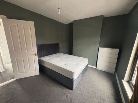 132 Donnybrook Street, Belfast BT9 7DG - Photo 5