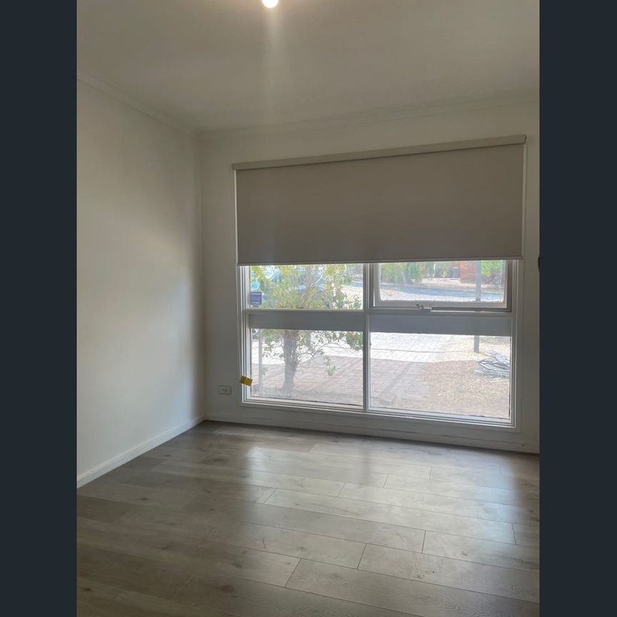 Beautifully Renovated 3-Bedroom Home in a Convenient Location - Photo 1