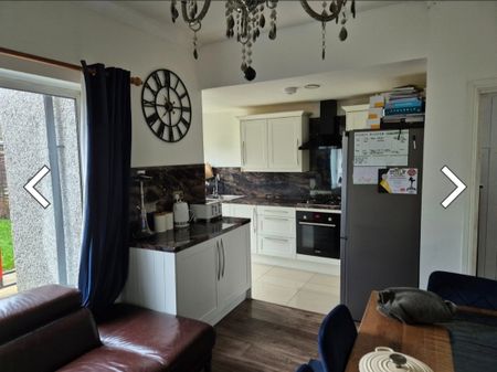 Room in a Shared House, Eton Road, IG1 - Photo 4