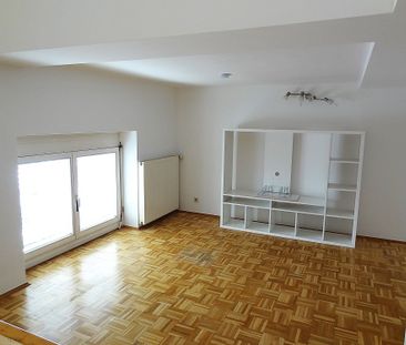 Gemütliche, geräumige und sonnige Maisonette-Mietwohnung mit guter ... - Photo 1