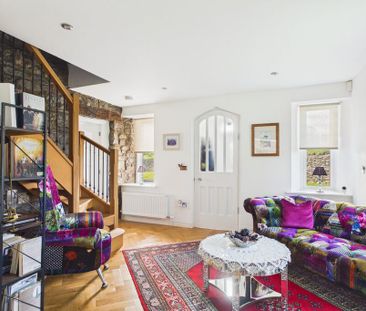 2 bedroom detached house to rent - Photo 2
