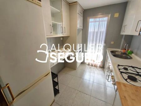 Piso en alquiler en Campoamor-Carolinas-Altozano - Photo 4
