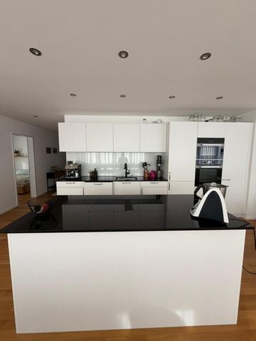 31/2-ROOM APARTMENT IN BRUNNEN (SZ), FURNISHED, TEMPORARY - Photo 3