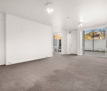 12/5 Northampton Place, South Yarra VIC 3141 - Photo 4