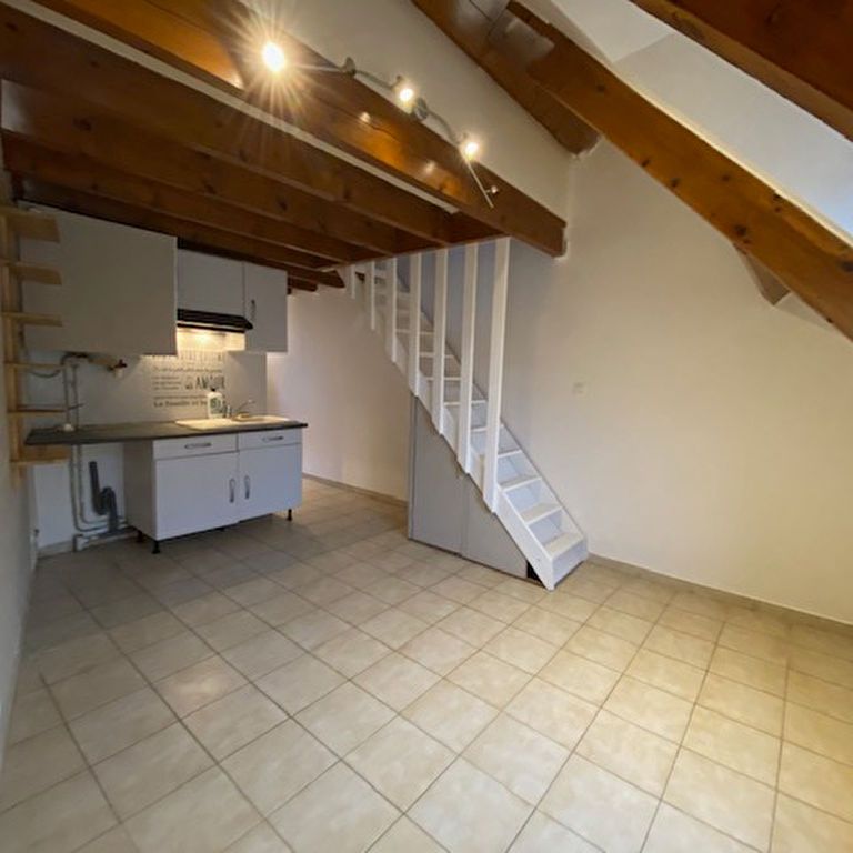 Location appartement 1 pièce, 25.82m², Neufmoutiers-en-Brie - Photo 1