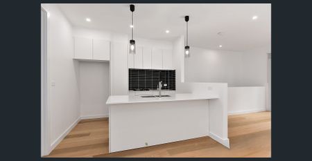 Stylish Thornbury Living - Photo 3