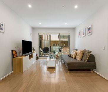 Stylish, Light-Filled Living in a Prime Box Hill North Location - Photo 1