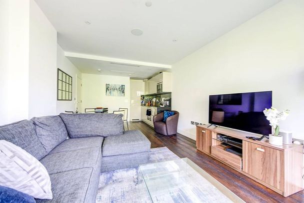 1 bedroom flat to rent - Photo 1