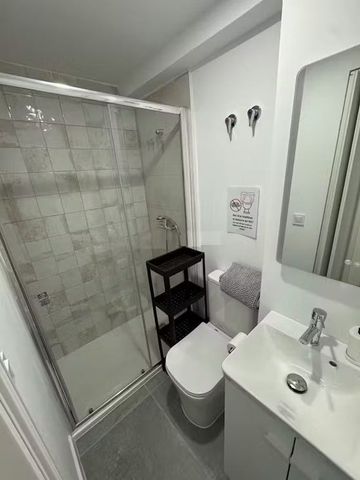 Carrer de lEscultor Piquer, Valencia, Valencian Community 46019 - Photo 2