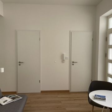 Waiting for the first tenant! - Photo 1