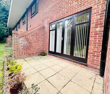 Lindsay Road, Poole - Photo 2