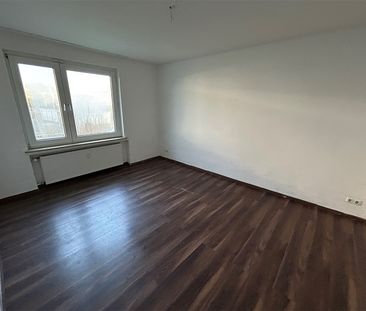 Gut geschnittene 3-Zimmererdgeschosswohnung zu vermieten - Photo 1