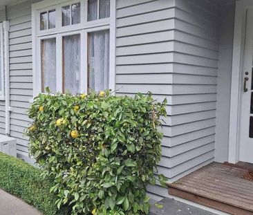 Delightful 2BR Avonhead Home w/ Garden - Photo 1