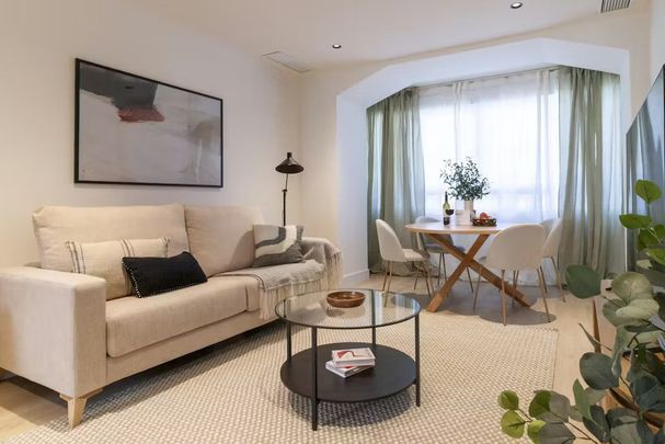 Calle del Doctor Fleming, Madrid, Community of Madrid 28036 - Foto 1